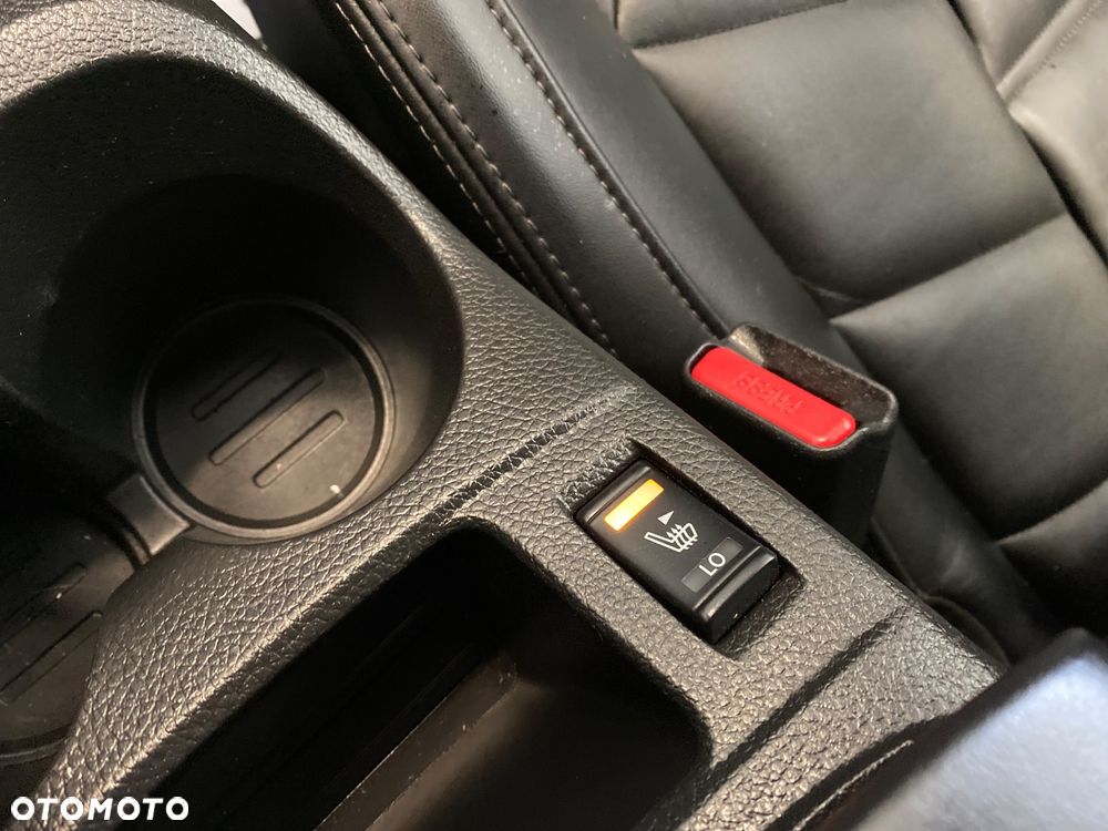 Nissan Qashqai 1.3 DIG-T TEKNA - 29