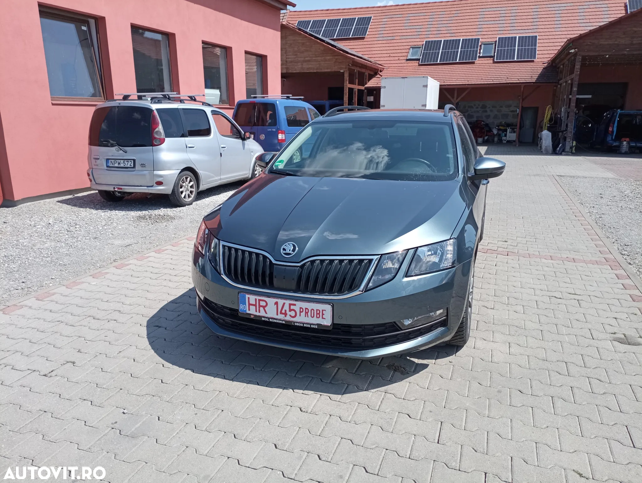 Skoda Octavia - 2