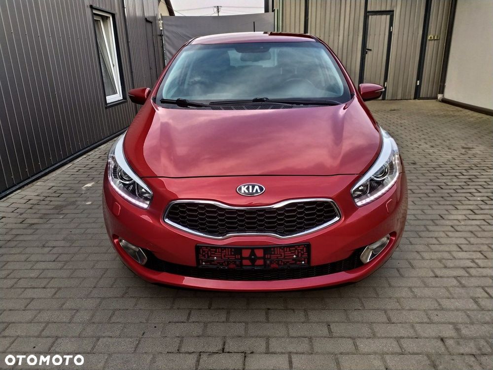 Kia Ceed 1.6 GDI Business Line - 11