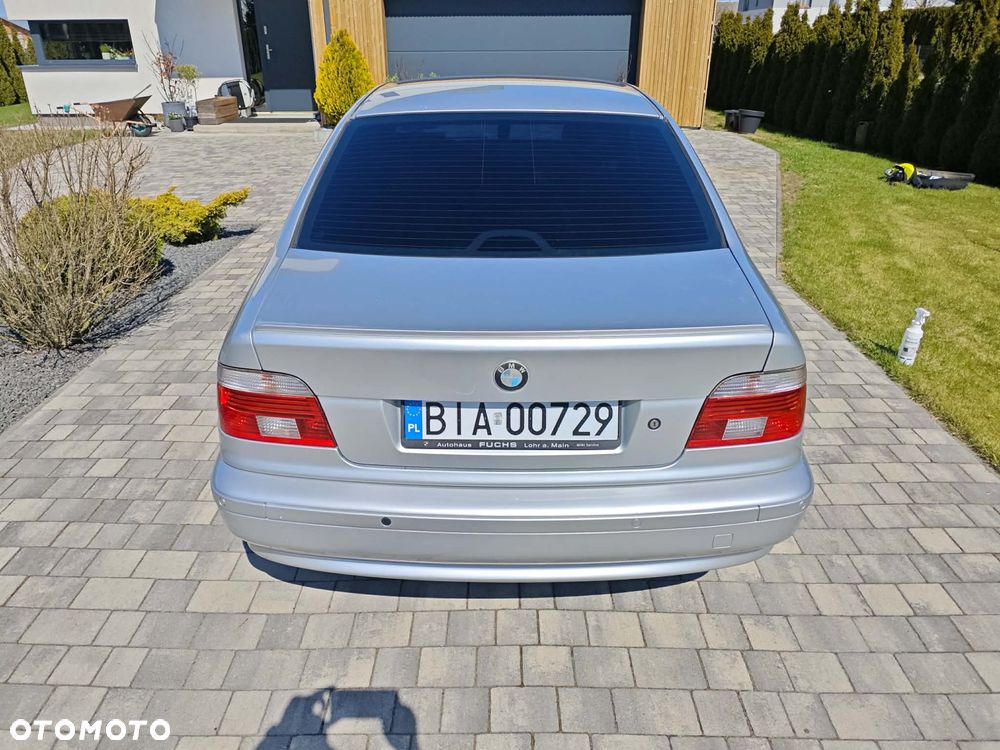 BMW Seria 5 525i - 6