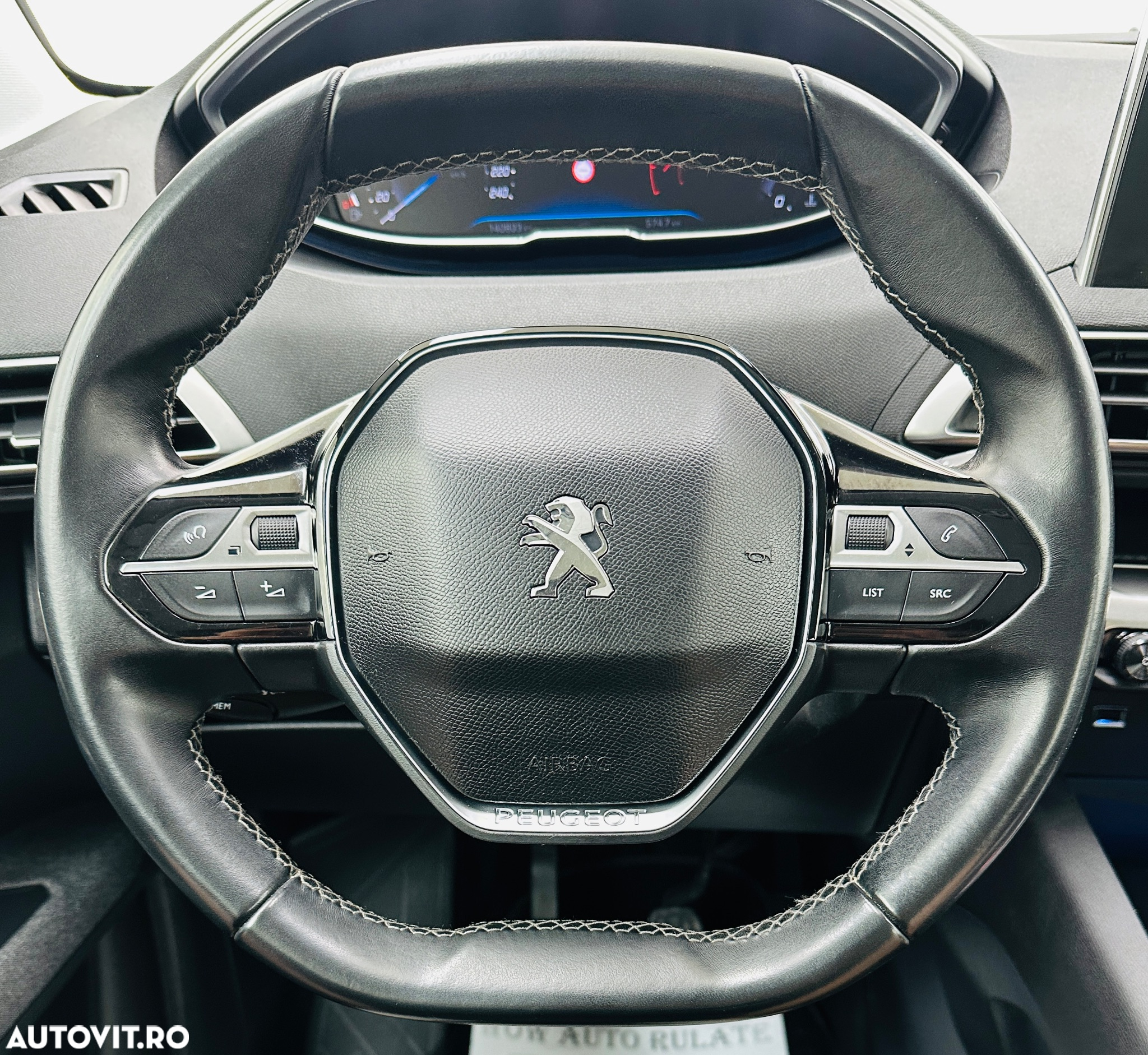 Peugeot 5008 - 31