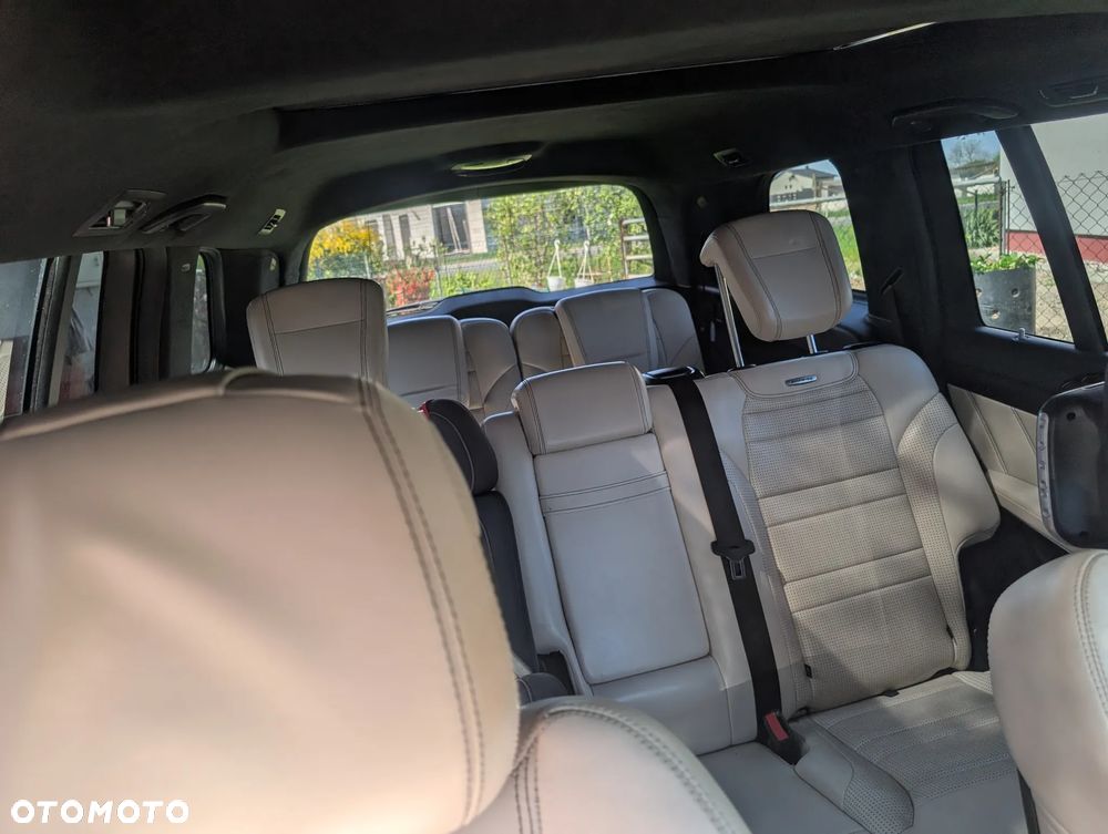 Mercedes-Benz GLS - 4
