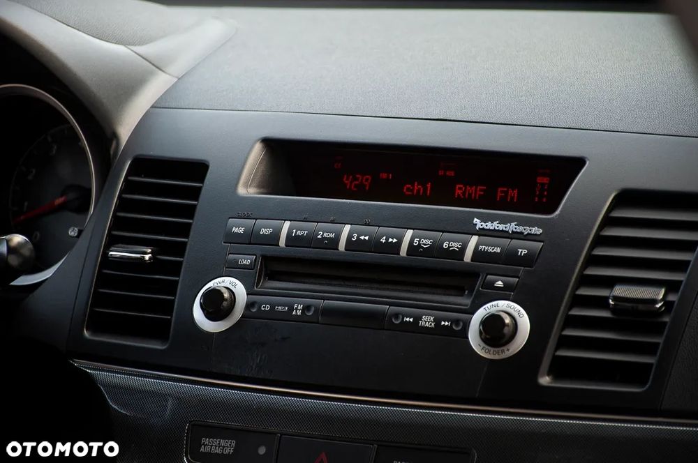 Mitsubishi Lancer 1.8 Intense - 19