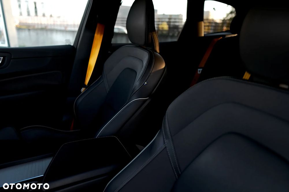 Volvo XC 60 - 29