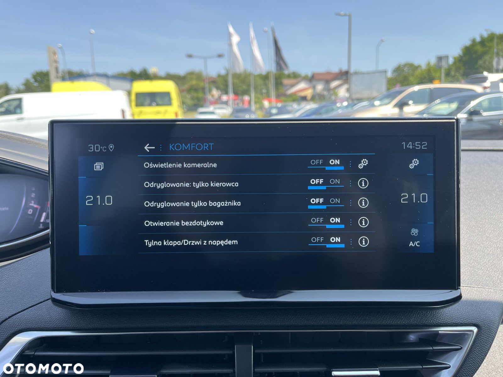 Peugeot 5008 - 32