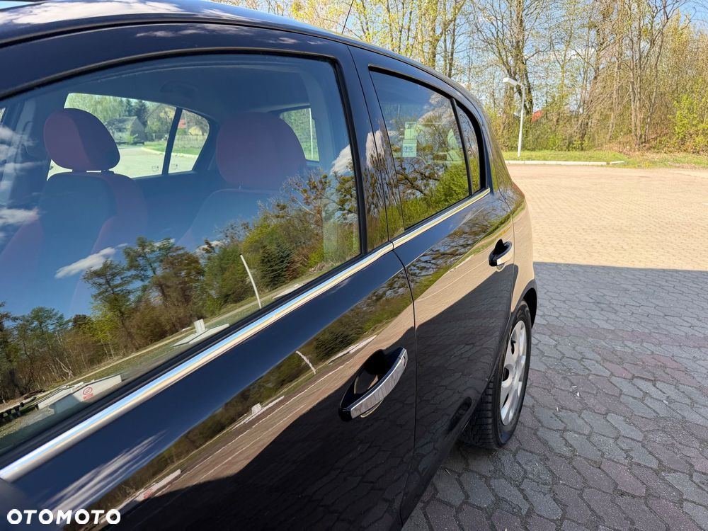 Opel Corsa 1.4 16V 111 - 24