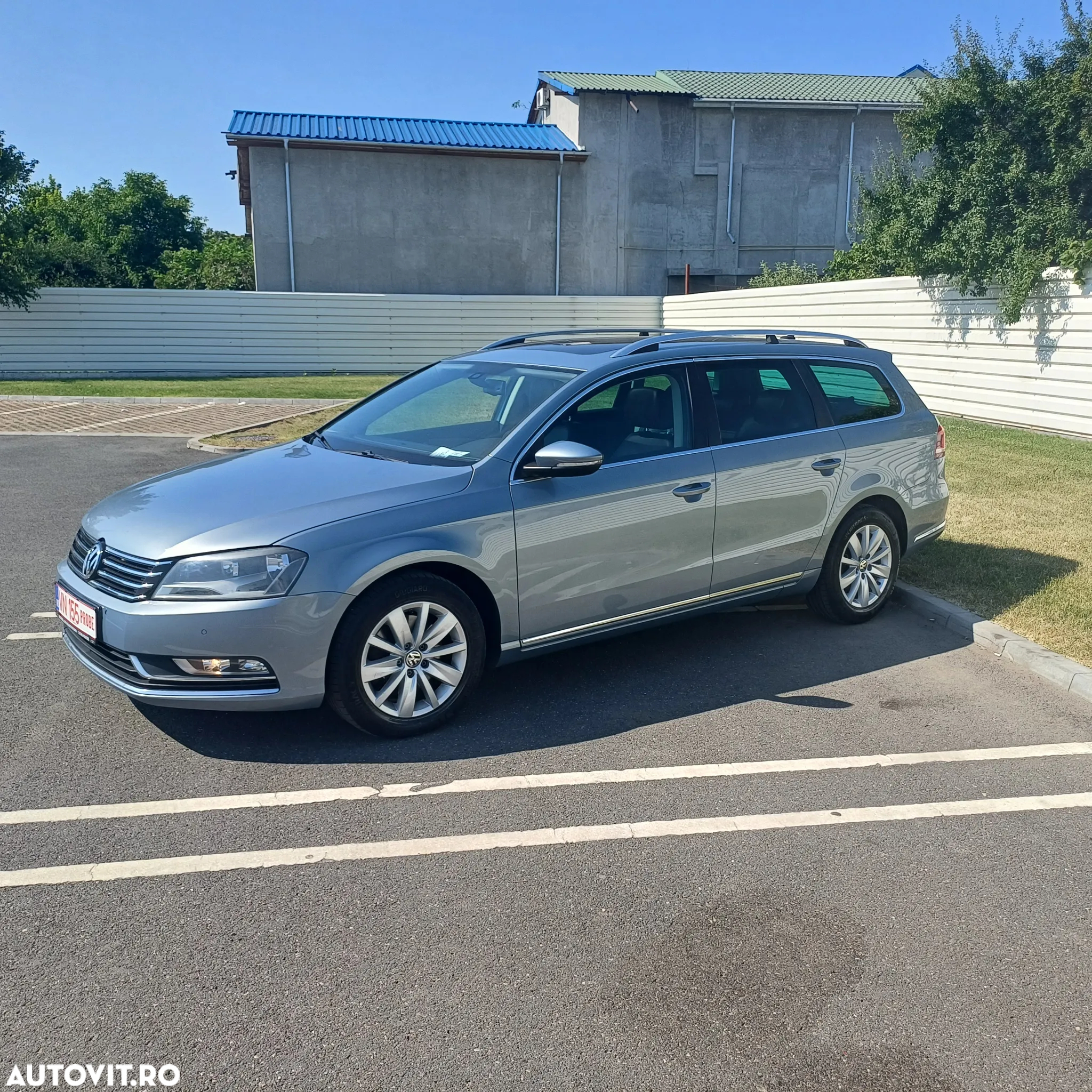 Volkswagen Passat Variant 2.0 TDI BlueMotion Technology R-Line - 18