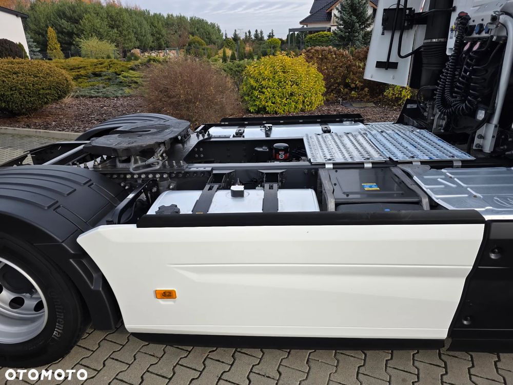 Renault T 480 EVO NOWY MODEL HIGHCAB Z DE FULL OPCJA JAK NOWA TYLKO 90 TYŚ KM !!! - 12