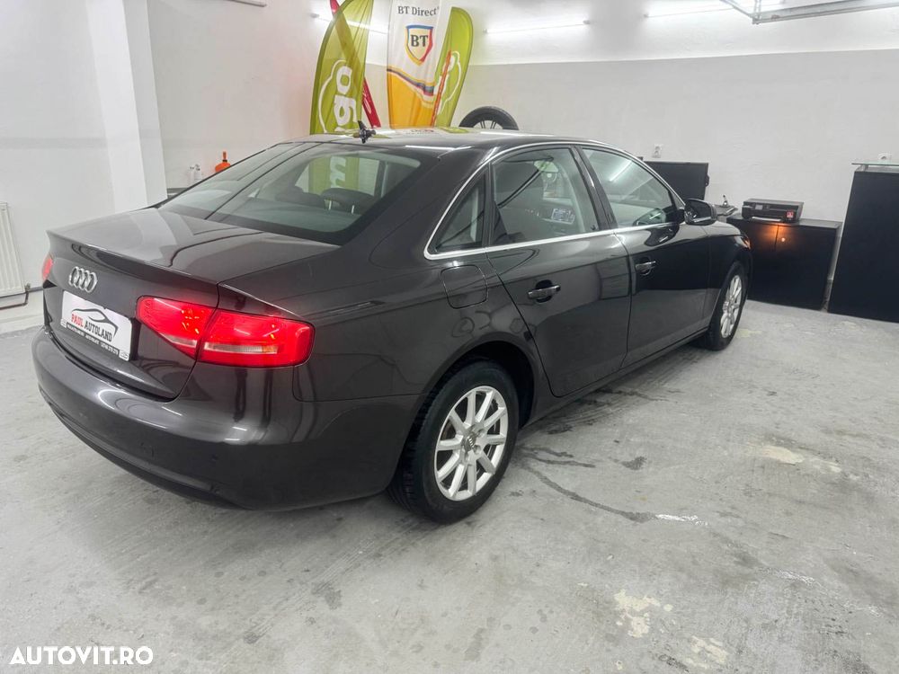 Audi A4 2.0 TDI DPF Attraction - 2