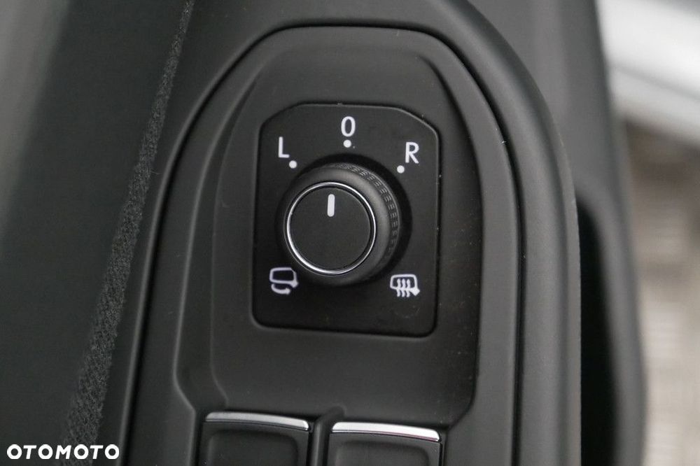 Volkswagen Golf Variant 2.0 TDI Life - 24