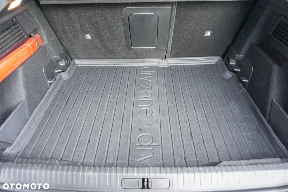 Citroën C4 1.2 PureTech Shine S&S EAT8 - 31