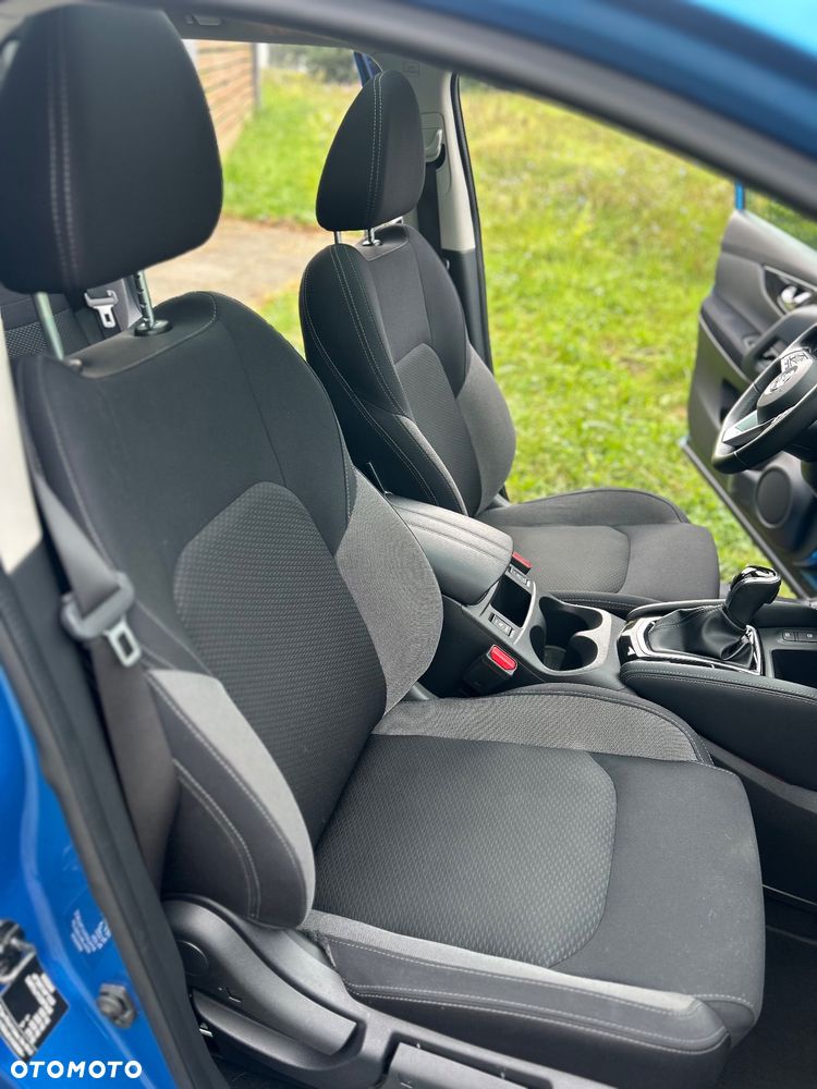 Nissan Qashqai 1.3 DIG-T N-Connecta DCT - 24