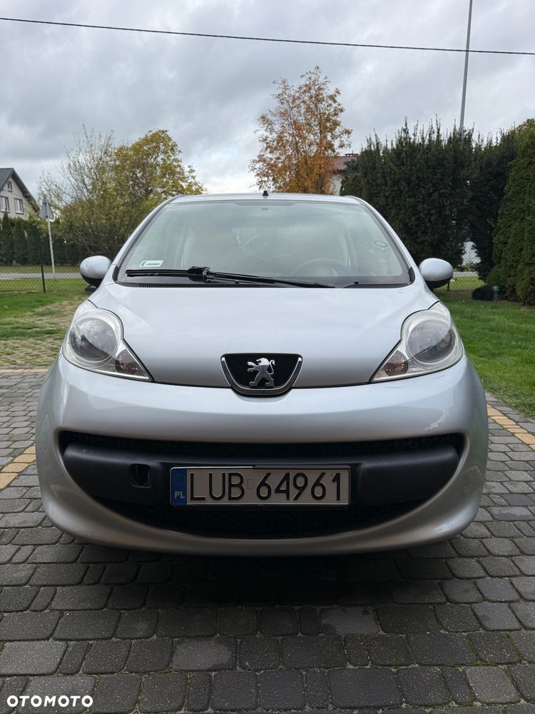 Peugeot 107 2007 photo 2
