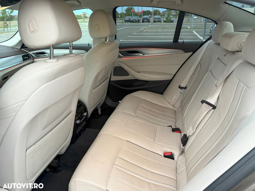 BMW Seria 5 520d xDrive Aut. Luxury Line - 11