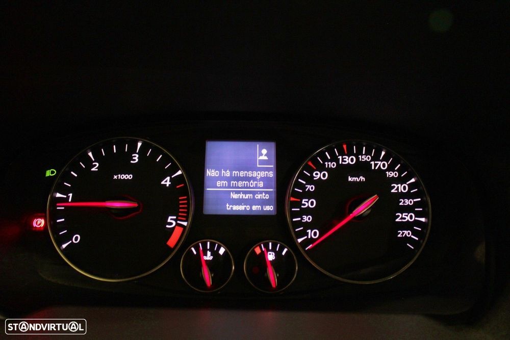 Renault Laguna Break 2.0 dCi GT 4Control - 31