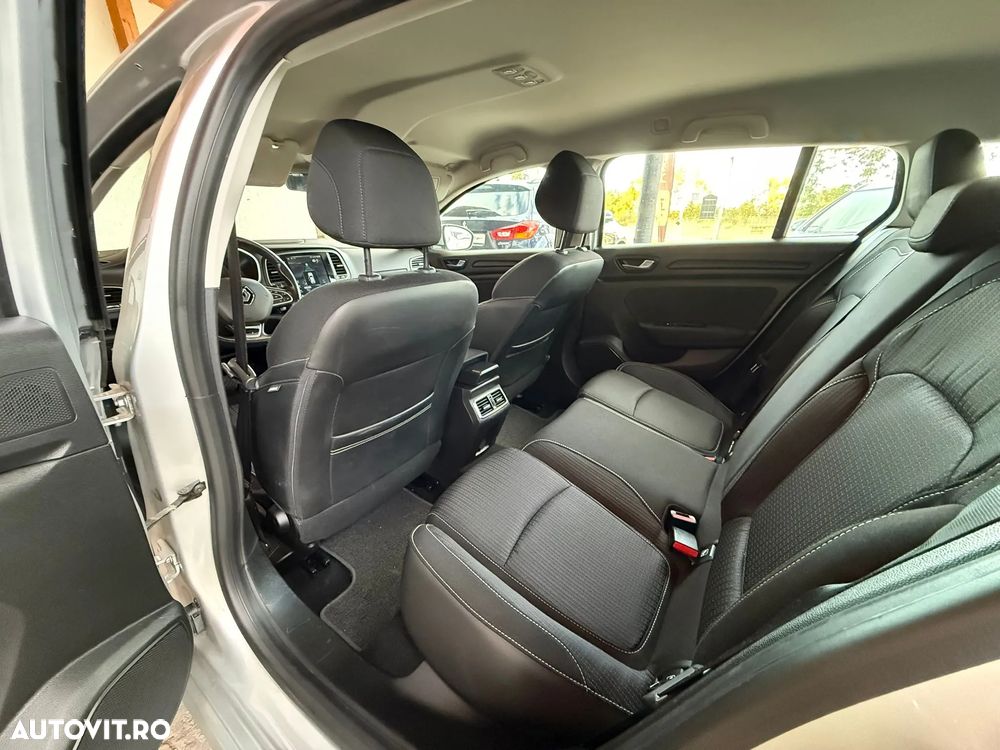 Renault Megane ENERGY dCi 110 EDC LIMITED - 13