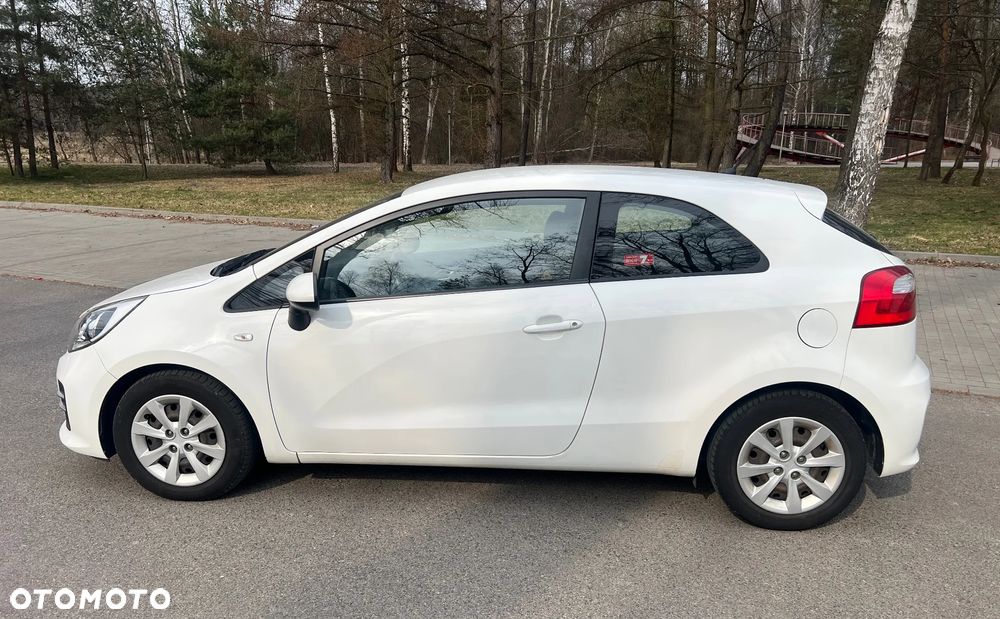Kia Rio 1.4 crdi M - 2