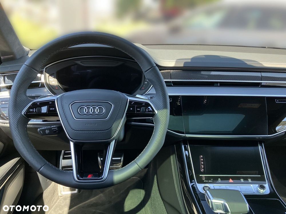 Audi A8 - 11