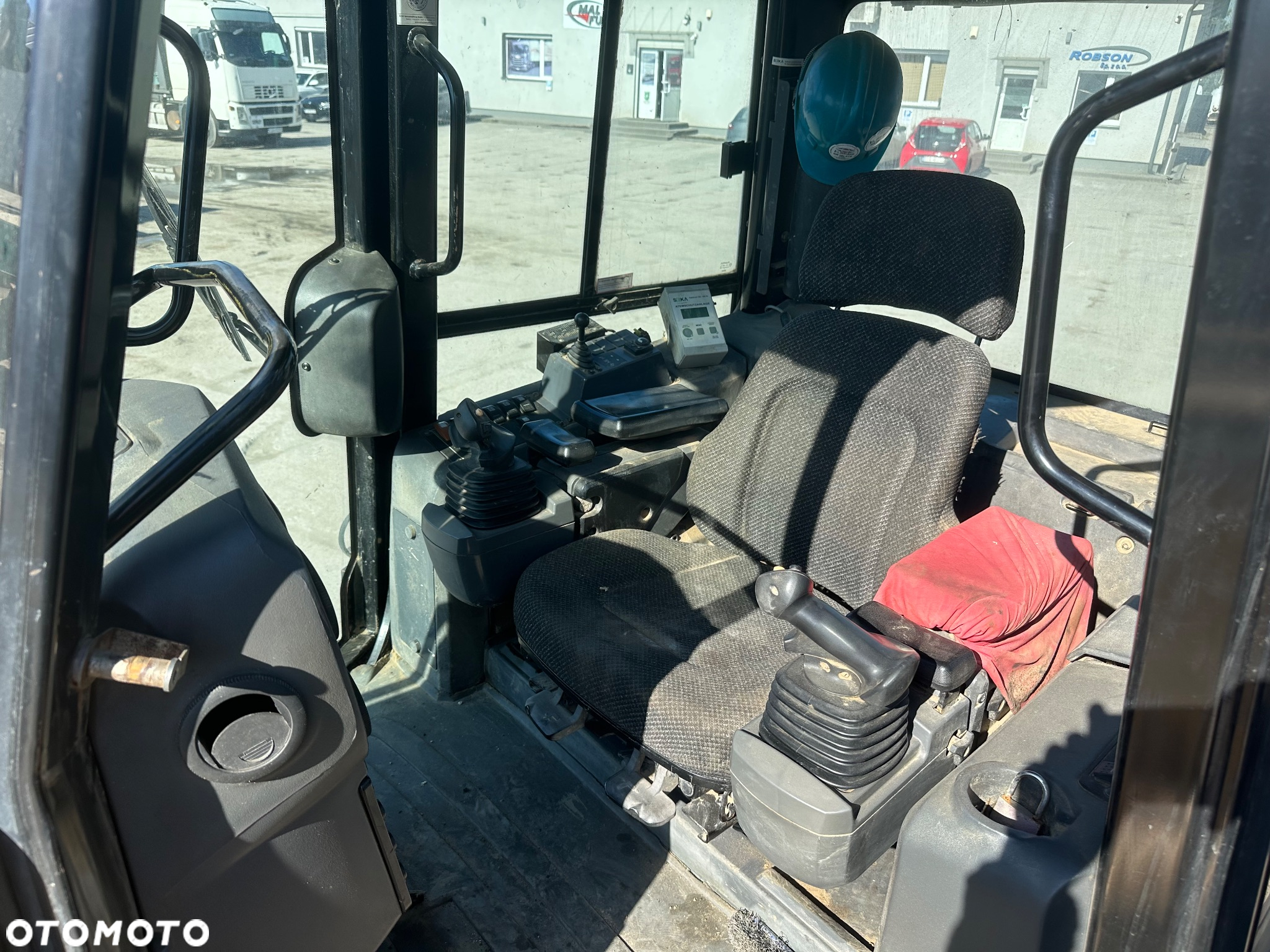Caterpillar D4K LGP - 9