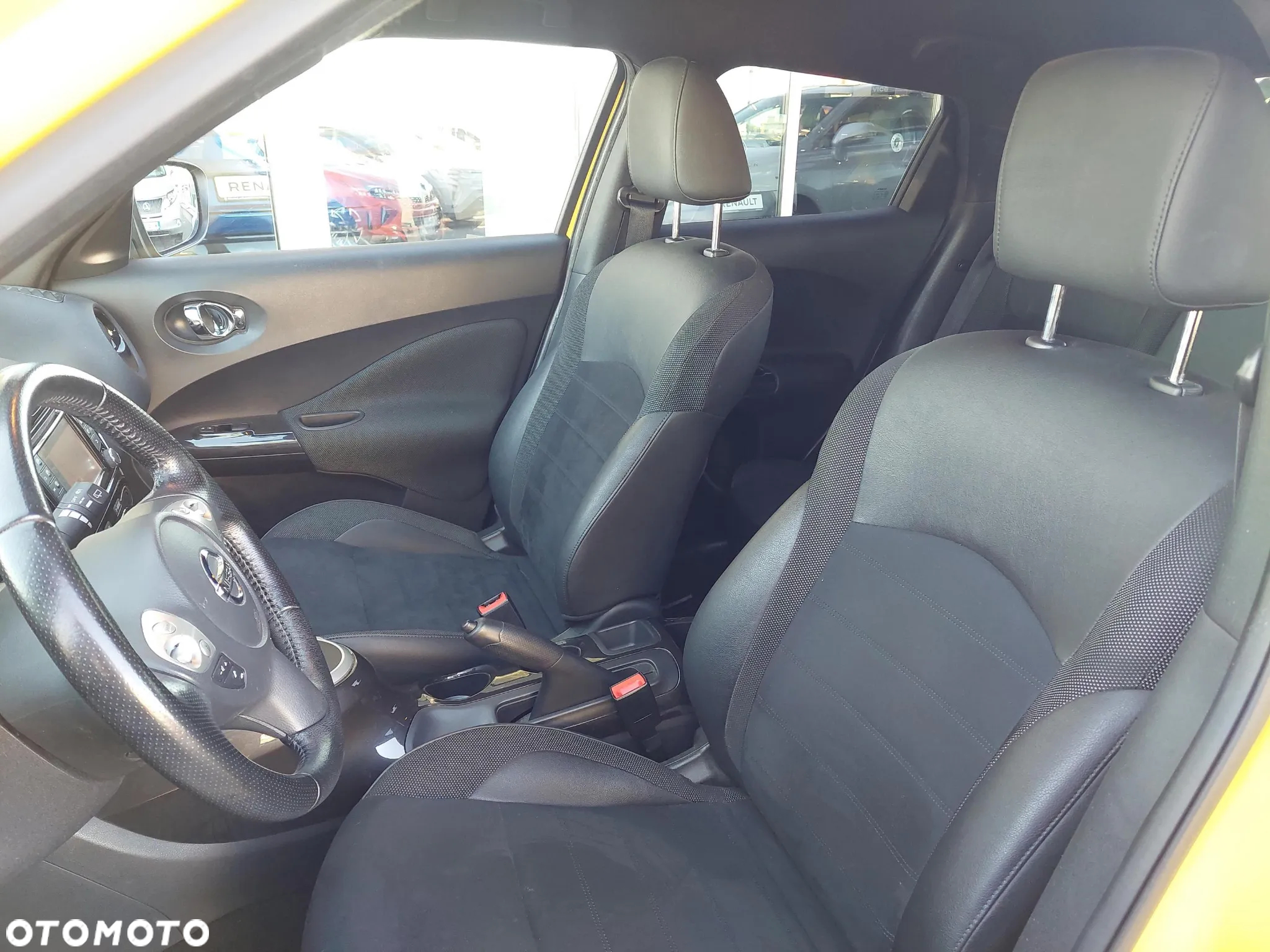 Nissan Juke 1.6 N-Connecta Xtronic EU6 - 11