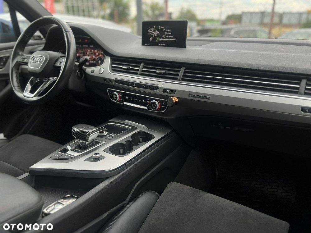 Audi Q7 - 15