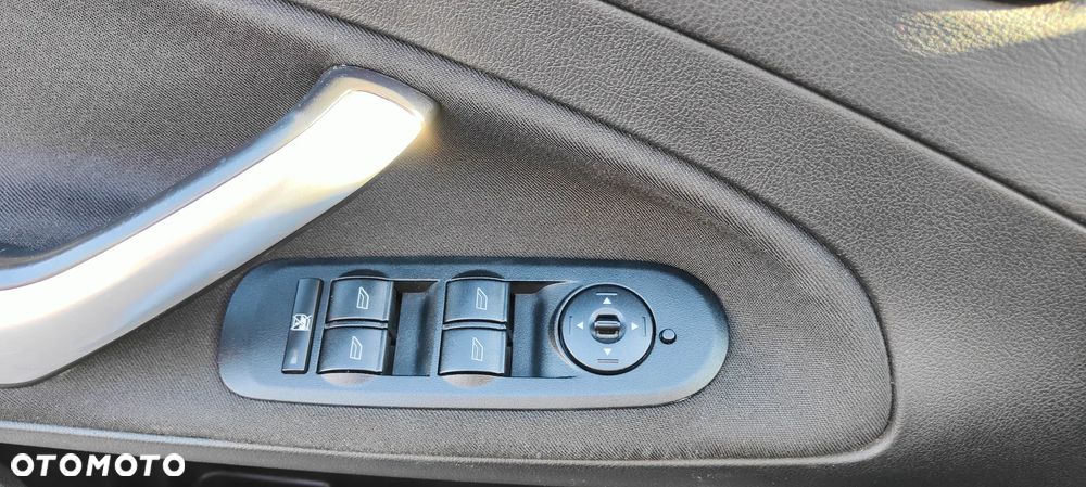 Ford Mondeo 2.0 TDCi Titanium - 15