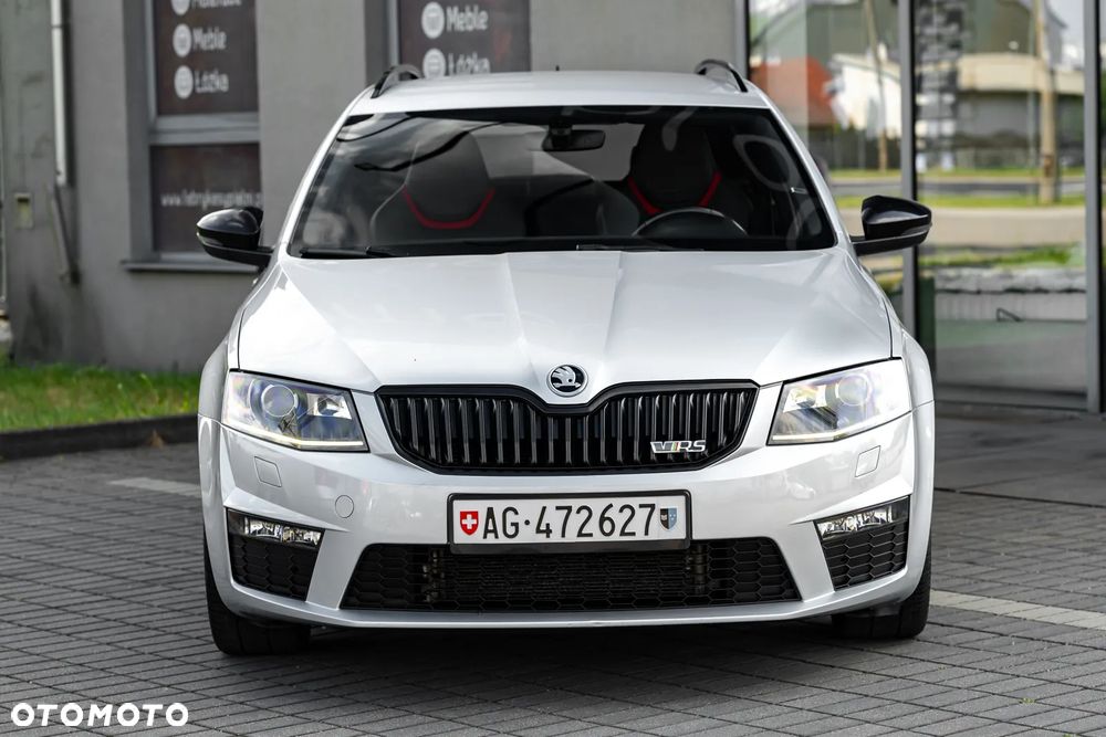 Skoda Octavia 2.0 TDI DSG RS - 4