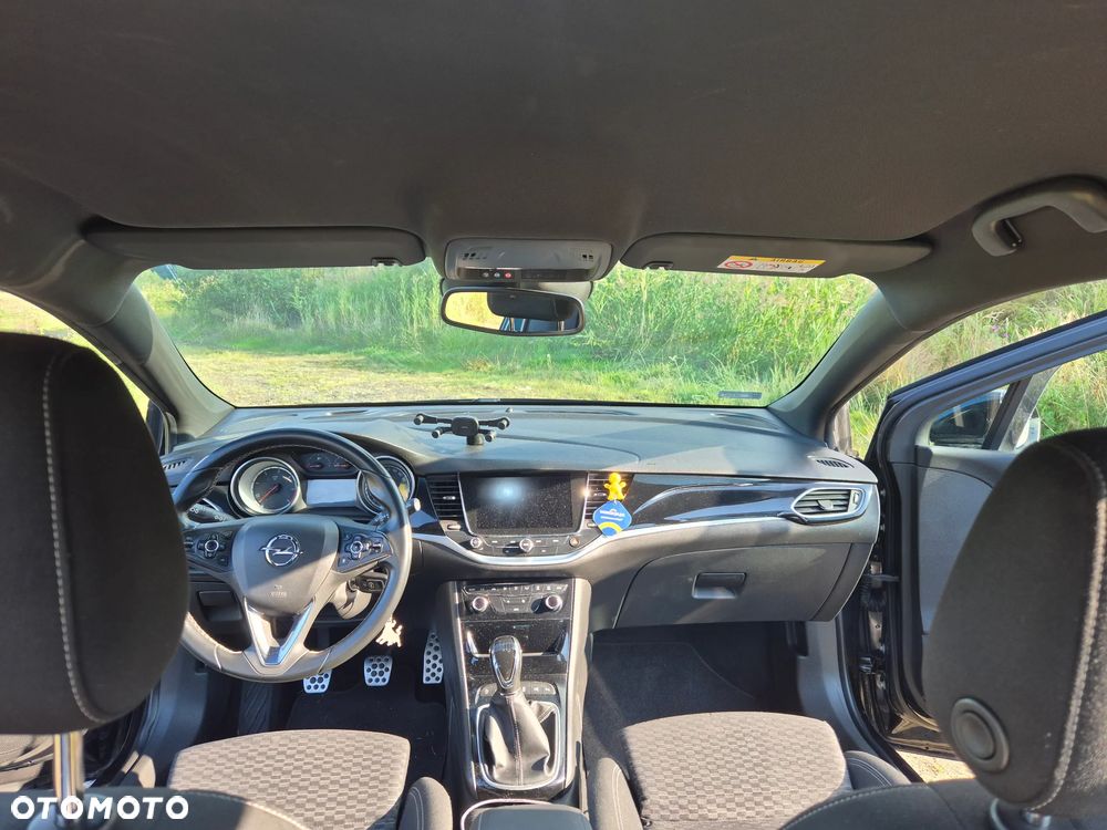 Opel Astra 1.6 D (CDTI) Start/Stop Dynamic - 11