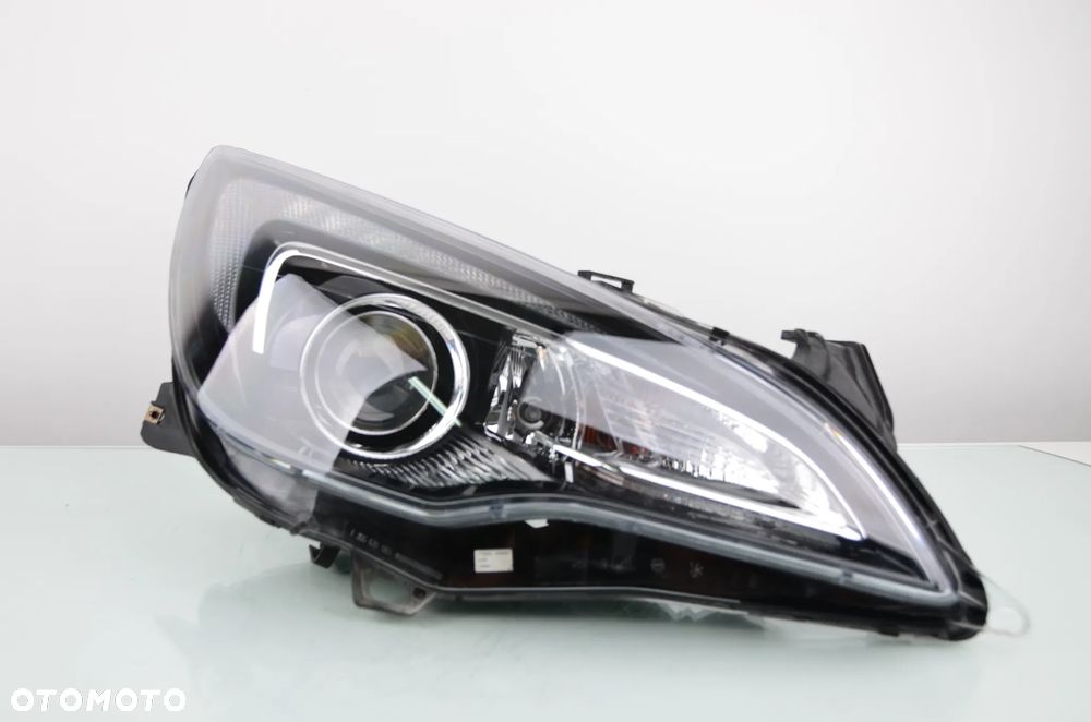 OPEL ASTRA IV GTC CASCADA XENON 13281281RH Prawy Przedni Oryginał - 4