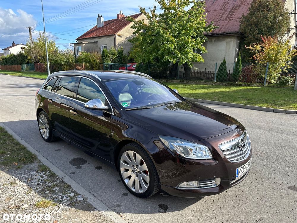 Opel Insignia 2.8 V6 Turbo 4x4 Automatik Cosmo - 26