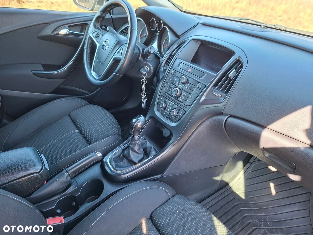 Opel Astra 1.7 CDTI - 12