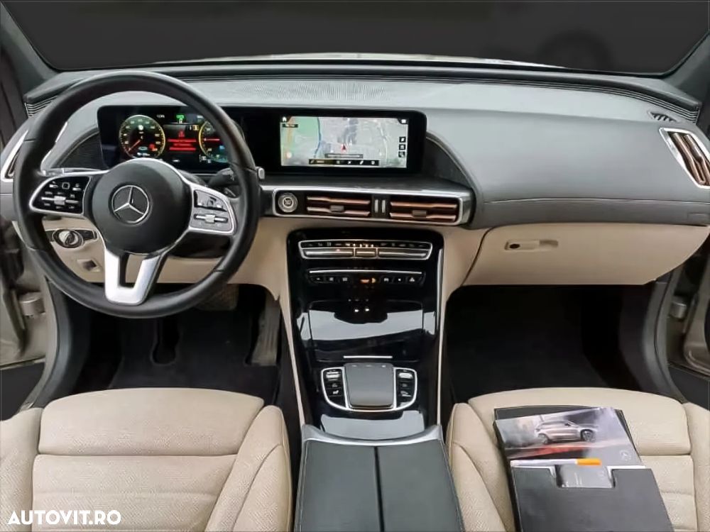 Mercedes-Benz EQC 400 4MATIC - 9