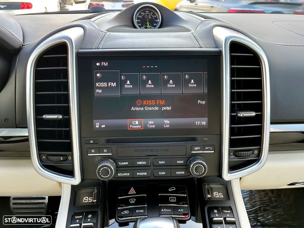 Porsche Cayenne S E-Hybrid - 19