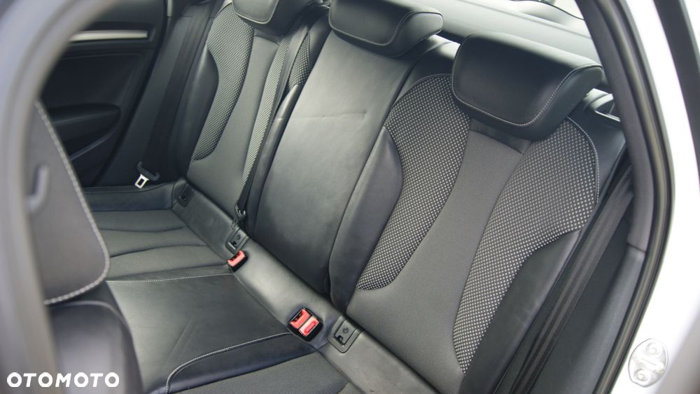 Audi A3 Sportback - 12