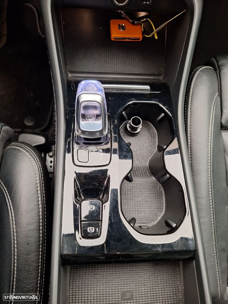Volvo XC 40 T5 Recharge DKG Plus Bright - 10