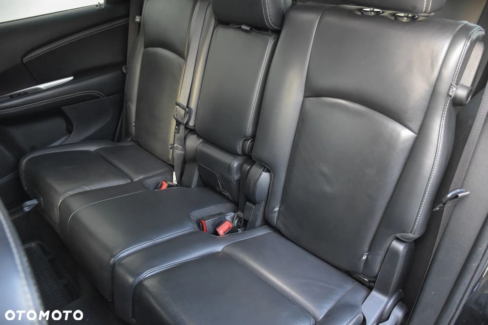 Fiat Freemont 2.0 Multijet Black Code AWD - 37