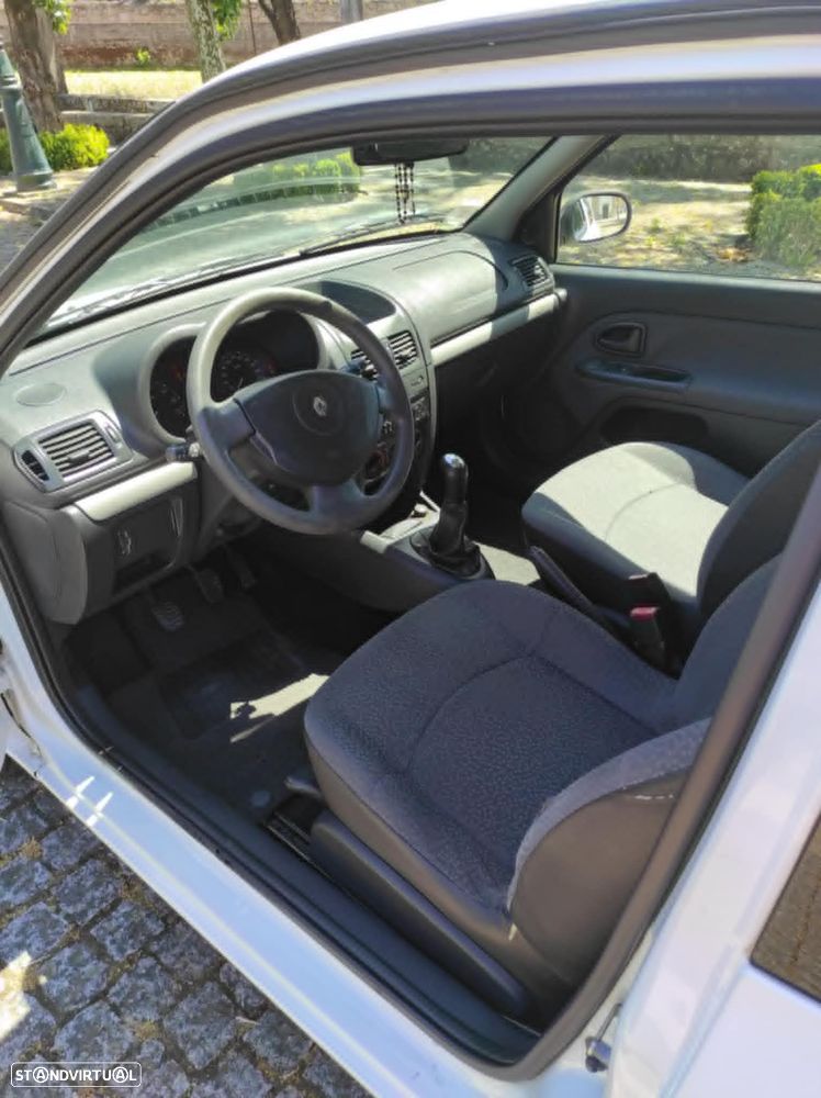 Renault Clio 1.5 dCi SE Storia - 12
