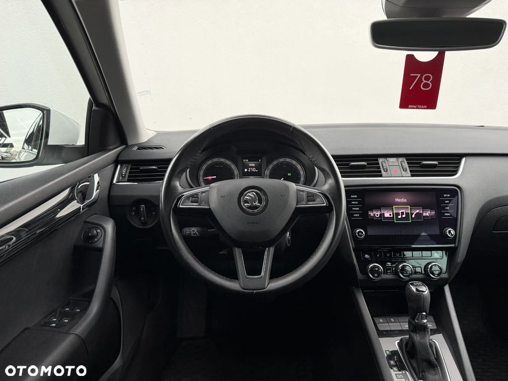 Skoda Octavia 2.0 TDI SCR Style DSG - 29
