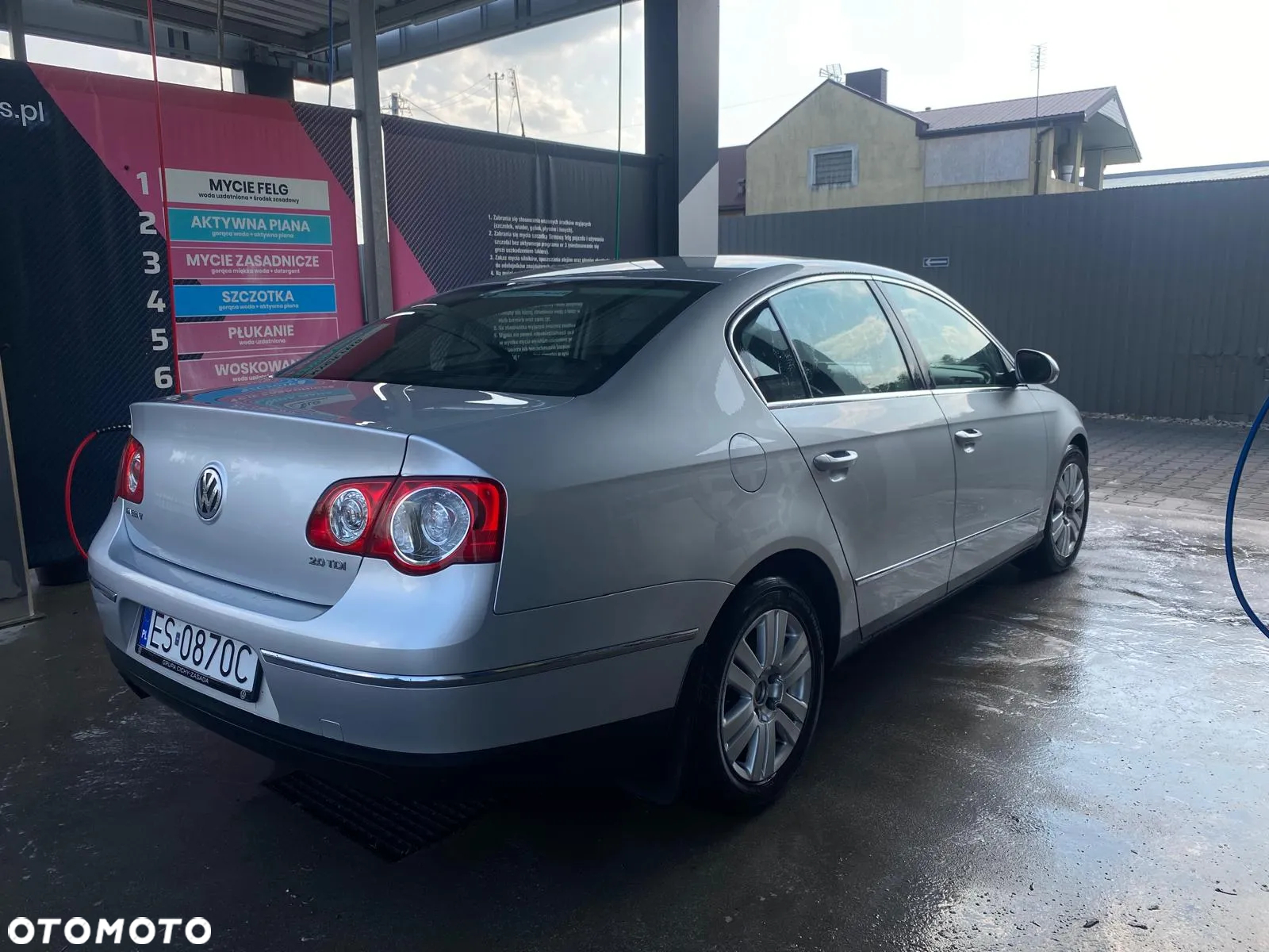 Volkswagen Passat 2.0 TDI DPF Highline - 8
