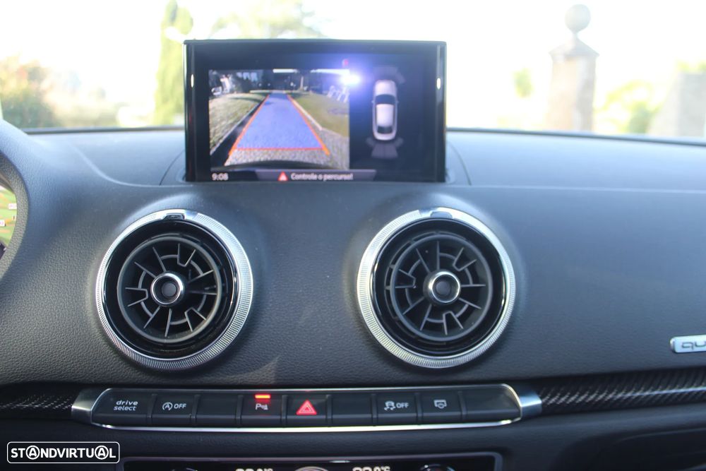 Audi RS3 Limousine - 18