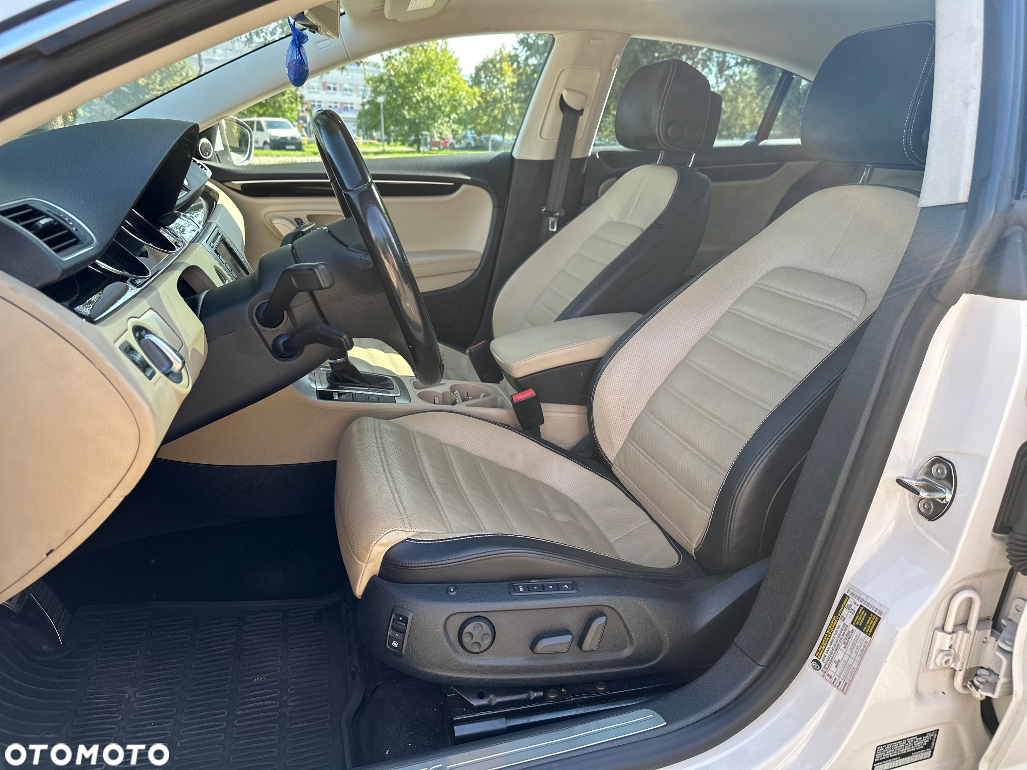 Volkswagen CC 3.6 V6 4Motion DSG - 10