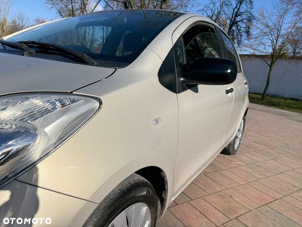 Toyota Yaris 1.33 Luna - 15
