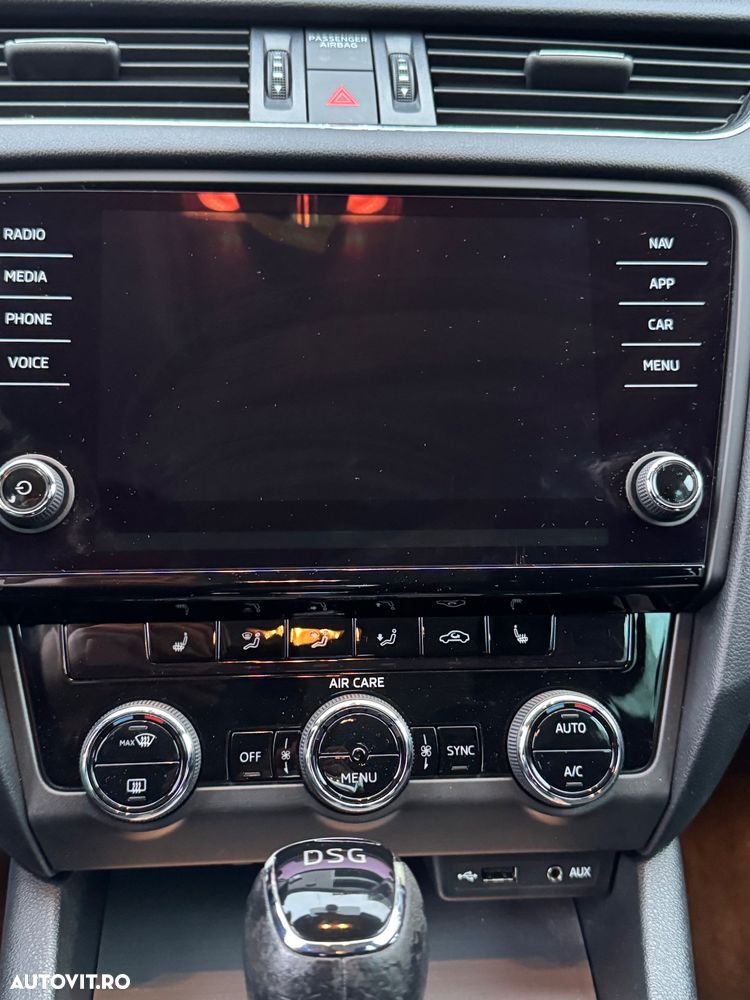 Skoda Octavia 2.0 TDI DSG Ambition - 11