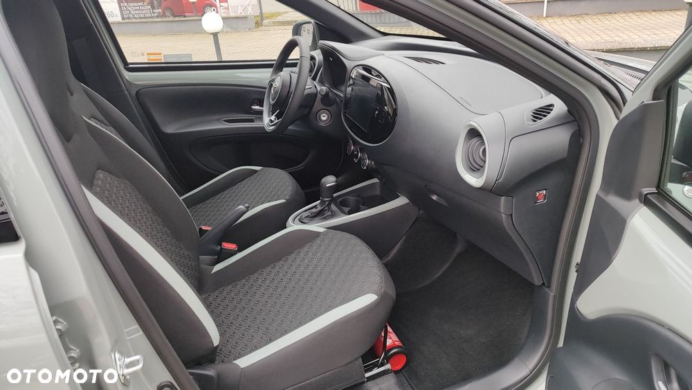 Toyota Aygo X 1.0 VVT-i Style CVT - 16