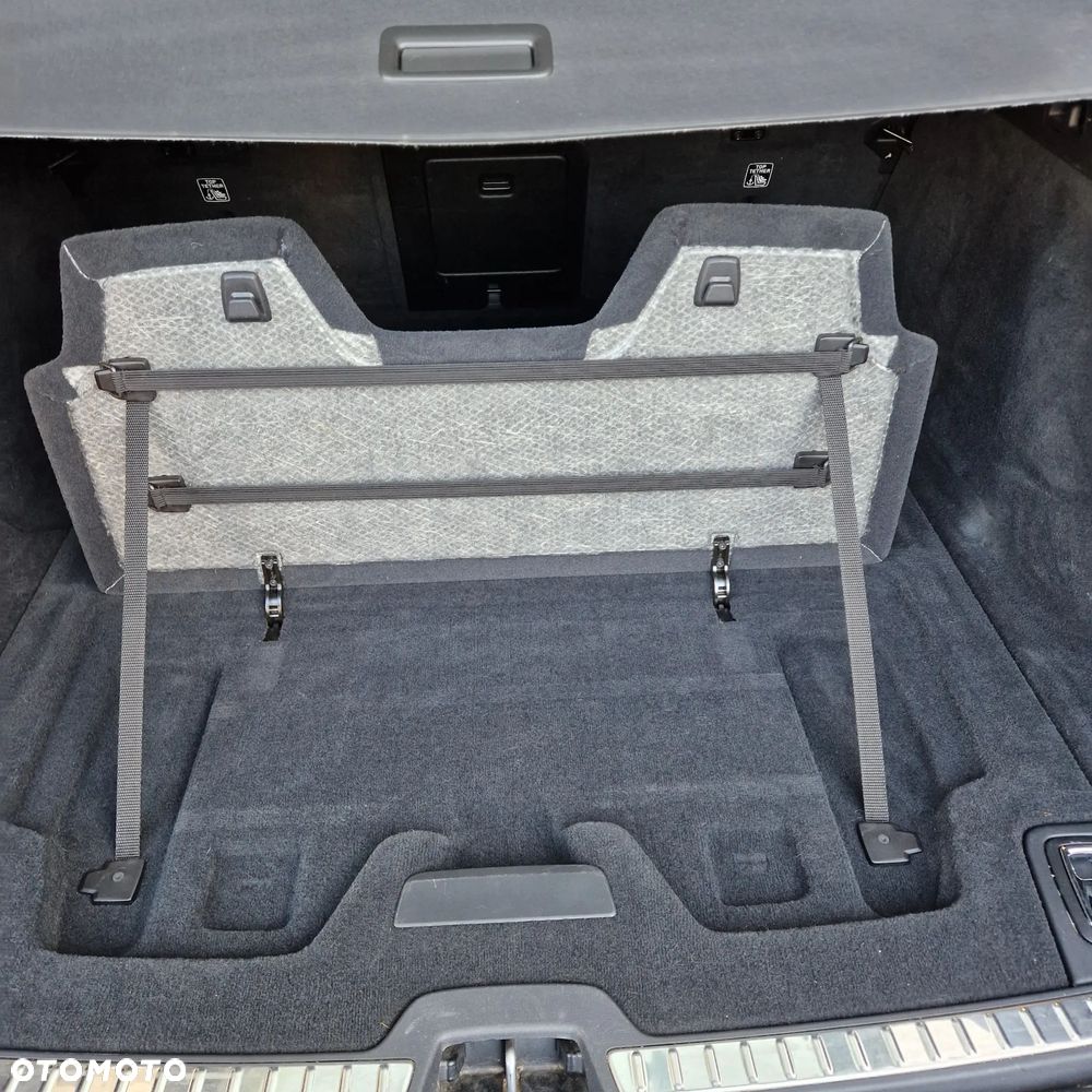 Volvo V90 D5 AWD Momentum - 18