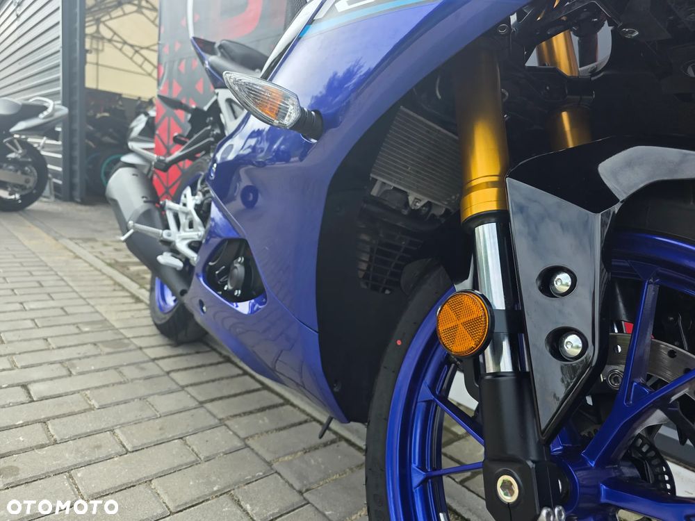 Yamaha YZF - 15