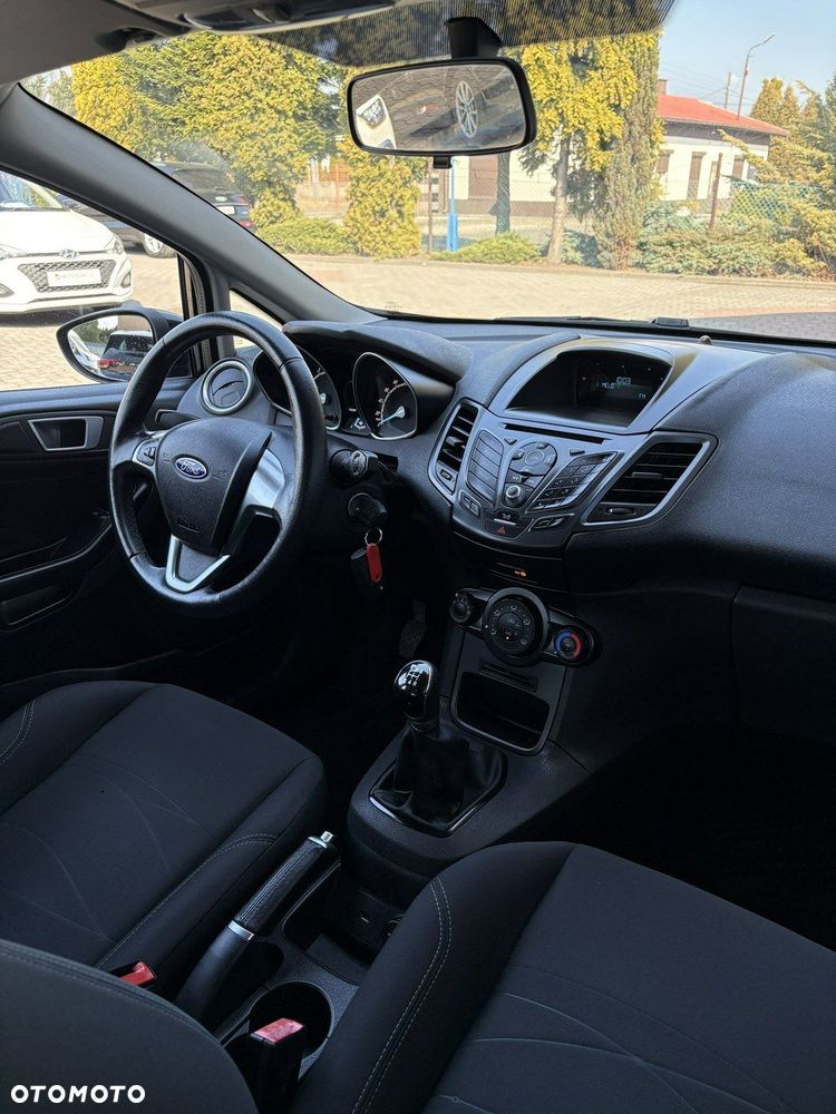 Ford Fiesta - 11