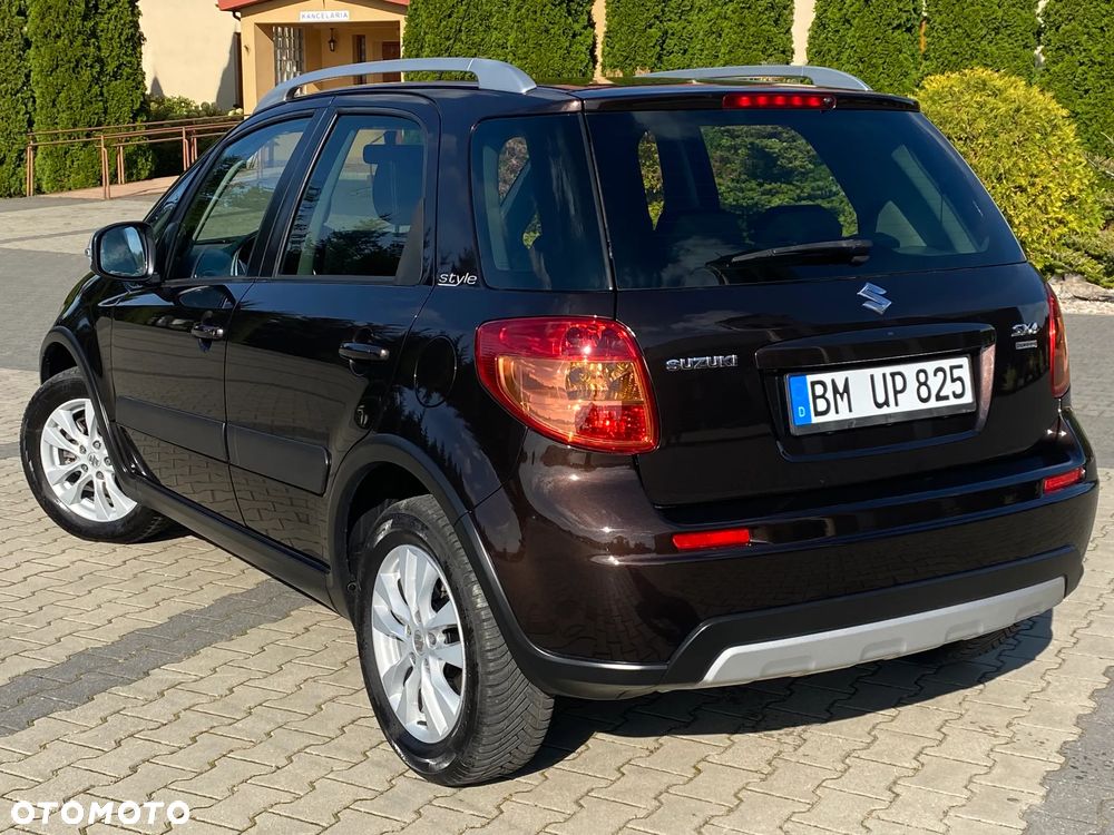 Suzuki SX4 1.6 Comfort Plus - 7