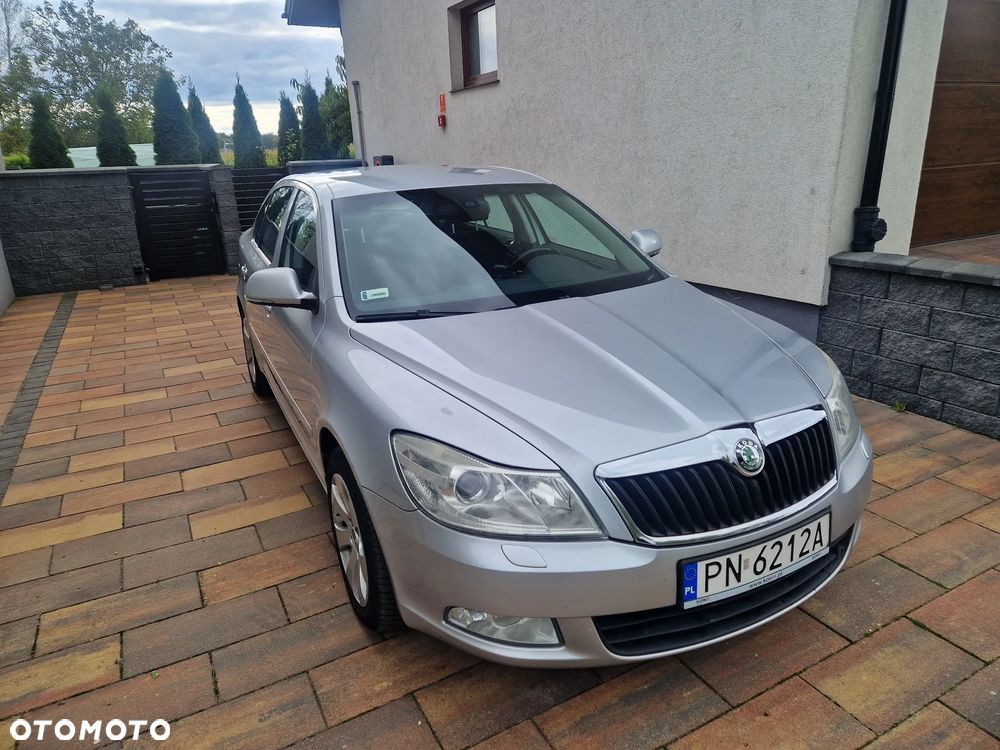 Skoda Octavia 1.6 Elegance - 12