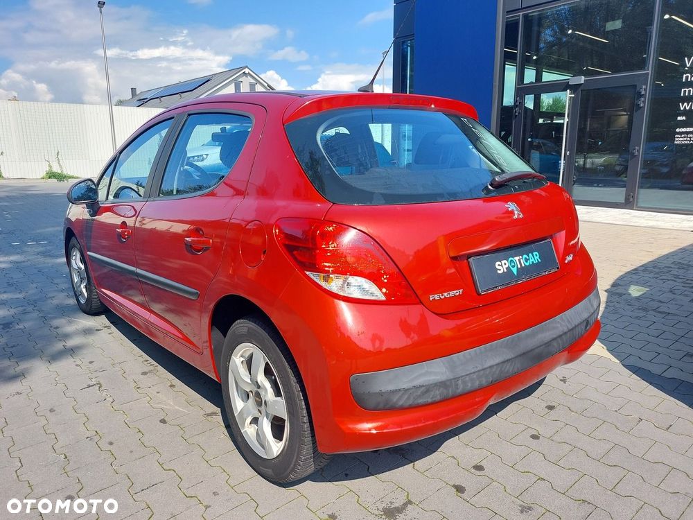 Peugeot 207 - 4